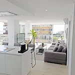 Loft Deluxe, Luminoso, Parking Y Piscina - A 100 M Del Mar Ac