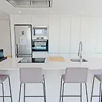 Loft Deluxe, Luminoso, Parking Y Piscina - A 100 M Del Mar Ac